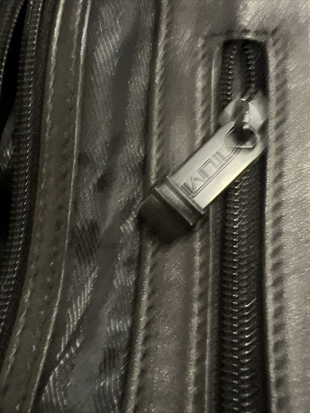 TUMI Garment Bag Bi Fold Suit/Dress Travel Bag Black Including 2