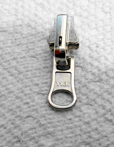 One #5VS Nickel Reversible Tab Pull Slider (molded plastic zipper) YKK - Picture 2 of 4