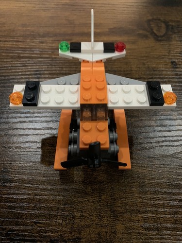 💥 LEGO 3 in 1 CREATOR 31028 Sea Plane (2015) Complete w/ Instructions - Picture 2 of 5