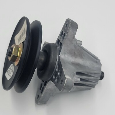 MTD 91807288 Spindle Assembly W/Pulley 5.08 Dia 17AQNAMU029 M155 