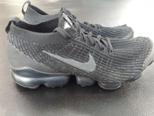 vapormax triple black flyknit