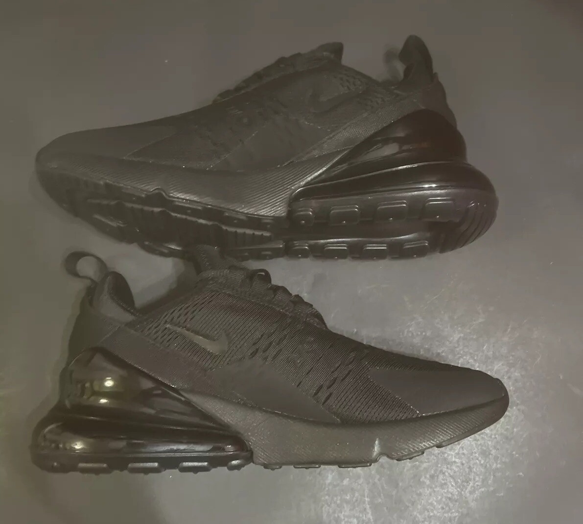 Sz 8 - NIKE WMNS AIR MAX 270 'TRIPLE BLACK' 2021 NIB