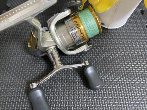 SHIMANO AERNOS 2500 SDH Spinning Reel Fishing Squid Yellowtail Amberjack B6477
