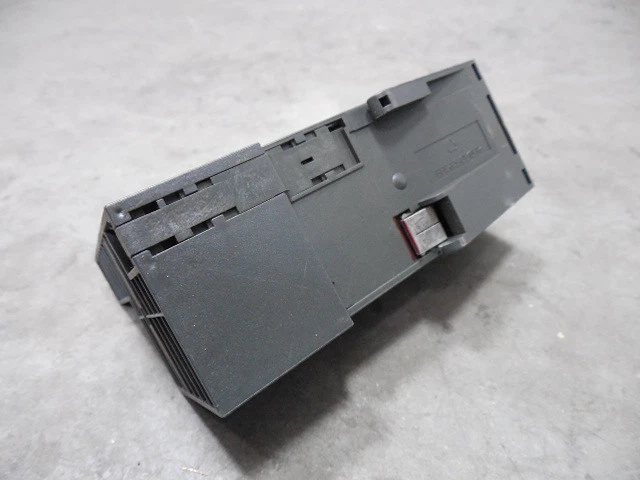 USED SST DeviceNet 5136-DNS-200S Slave Adapter Module Rev. 02.003 - Image 2 of 4