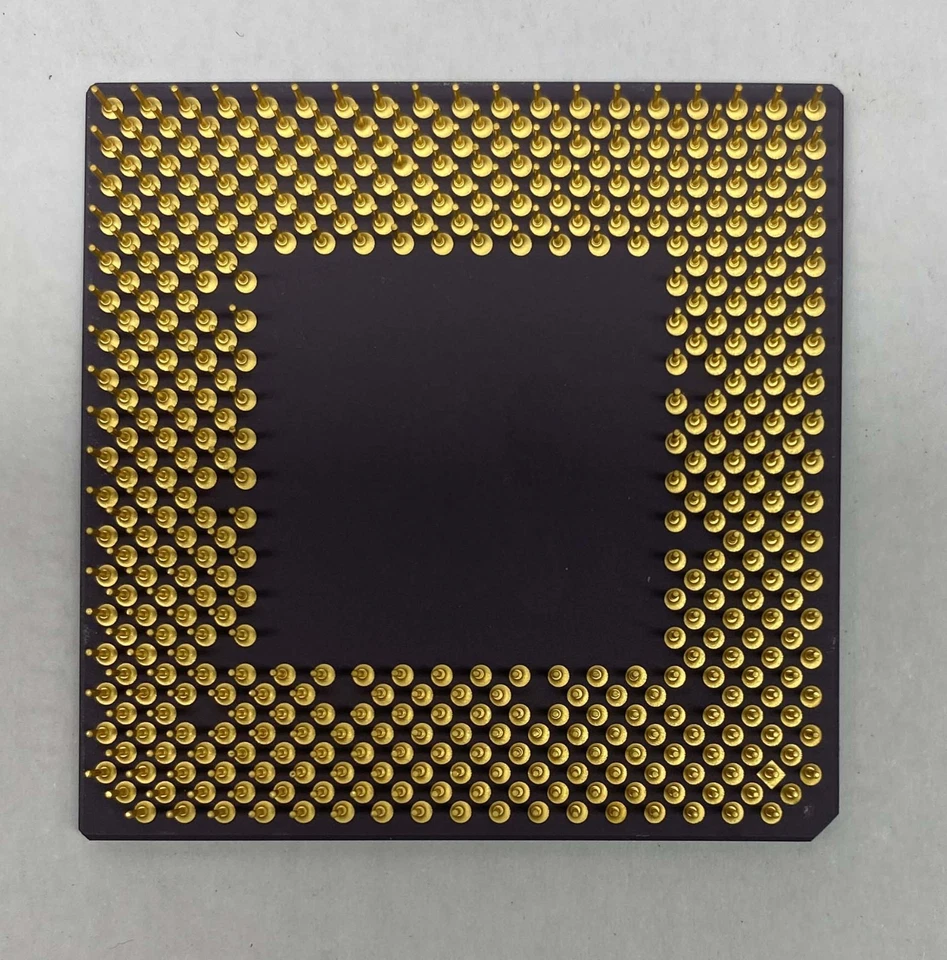 AMD Duron D950AUT1B 950MHz Socket A / Socket 462 Ceramic Processor / CPU - Image 3 of 4