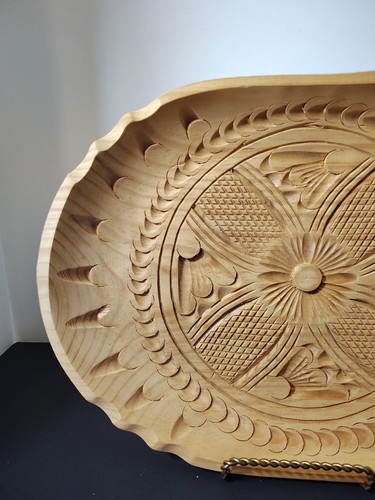 Hand Carved Oval Wood Tray Mexico Folk Art 14" X 10" - Picture 4 of 7