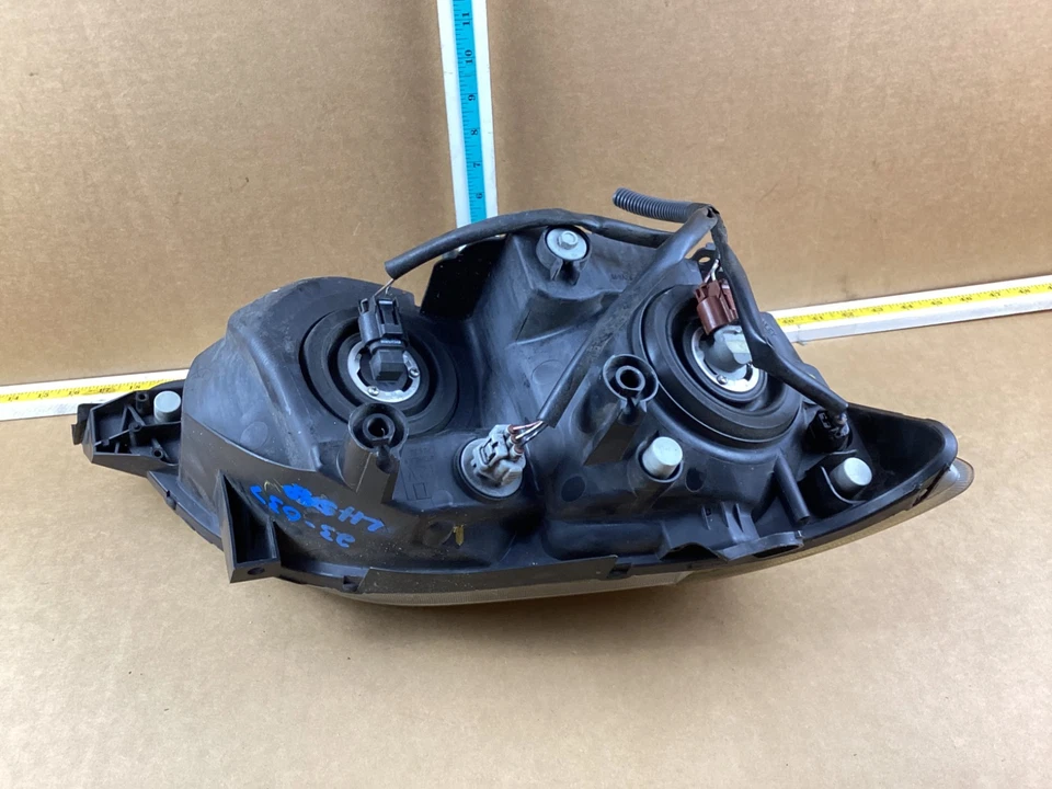 Conjunto de faros laterales del conductor Toyota Avalon 2005-2007 81150-AC050 OEM Foto 4 de 4