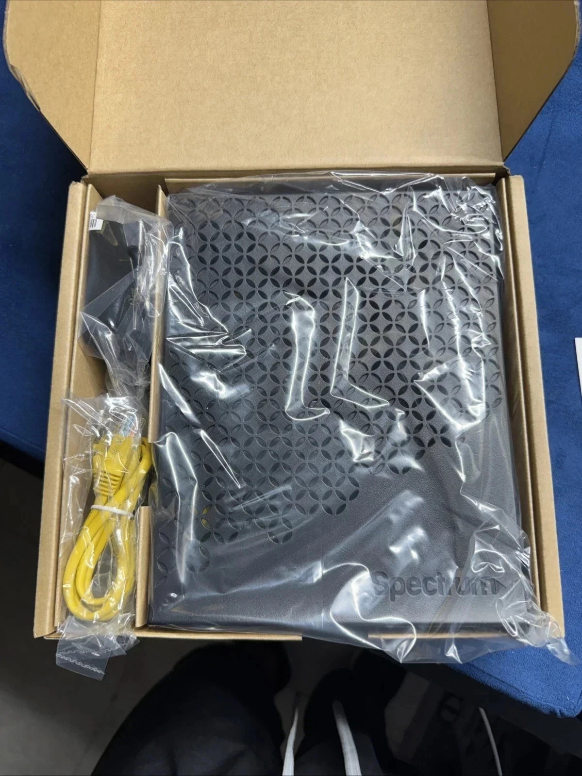 Spectrum DOCSIS 3.1 2.5G eMTA Cable Modem Router ES2251 &ndash; NEW / UNUSED (SEALED)