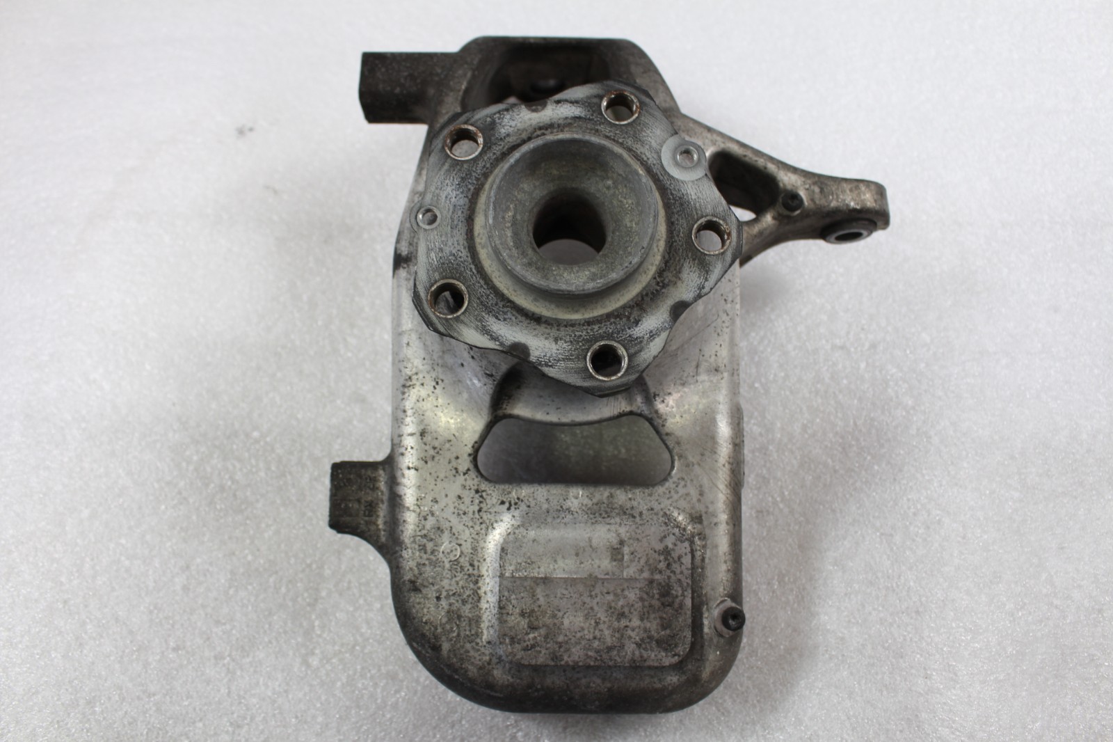 Ferrari 458 Spider Front Right Steering knuckle P/N 273070