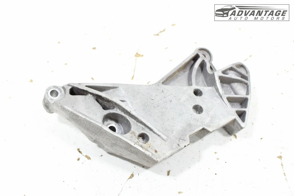 AUDI A3 QUATTRO 2009-2020 MOTOR 8V SOPORTE MONTAJE LATERAL DERECHO OEM Foto 2 de 4