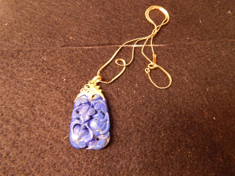 LAPIS INCISED DARK BLUE PENDANT WITH 14KT GOLD CHAIN - Image 2 of 4