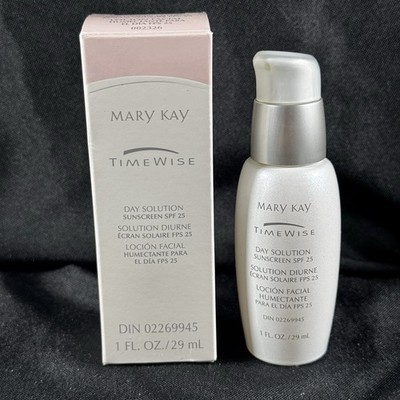MARY KAY Timewise Day Solution Sunscreen 1 fl oz NIB Exp 11/10