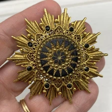 Vtg Victorian Revival Brooch Black Medallion Gold Tone Large 2.5” Detailed Pin