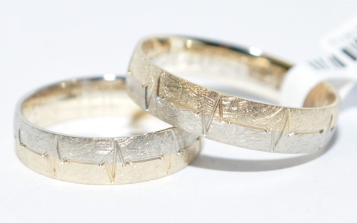 1 Paar Trauringe Gold 333, 585 oder 750 - Eismatt - Bicolor - Weiß/Gelb - Bild 2 von 11