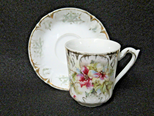UNMARKED RS PRUSSIA CUP AND SAUCER - Picture 2 of 8