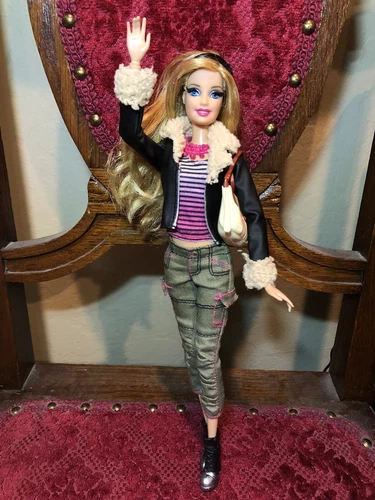 Barbie Life in the Dreamhouse Glam Luxe Blonde Doll WITH ALL ORIGINAL PIECES!