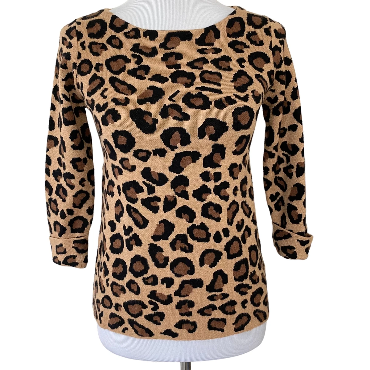 Tahari leopard sweater clearance