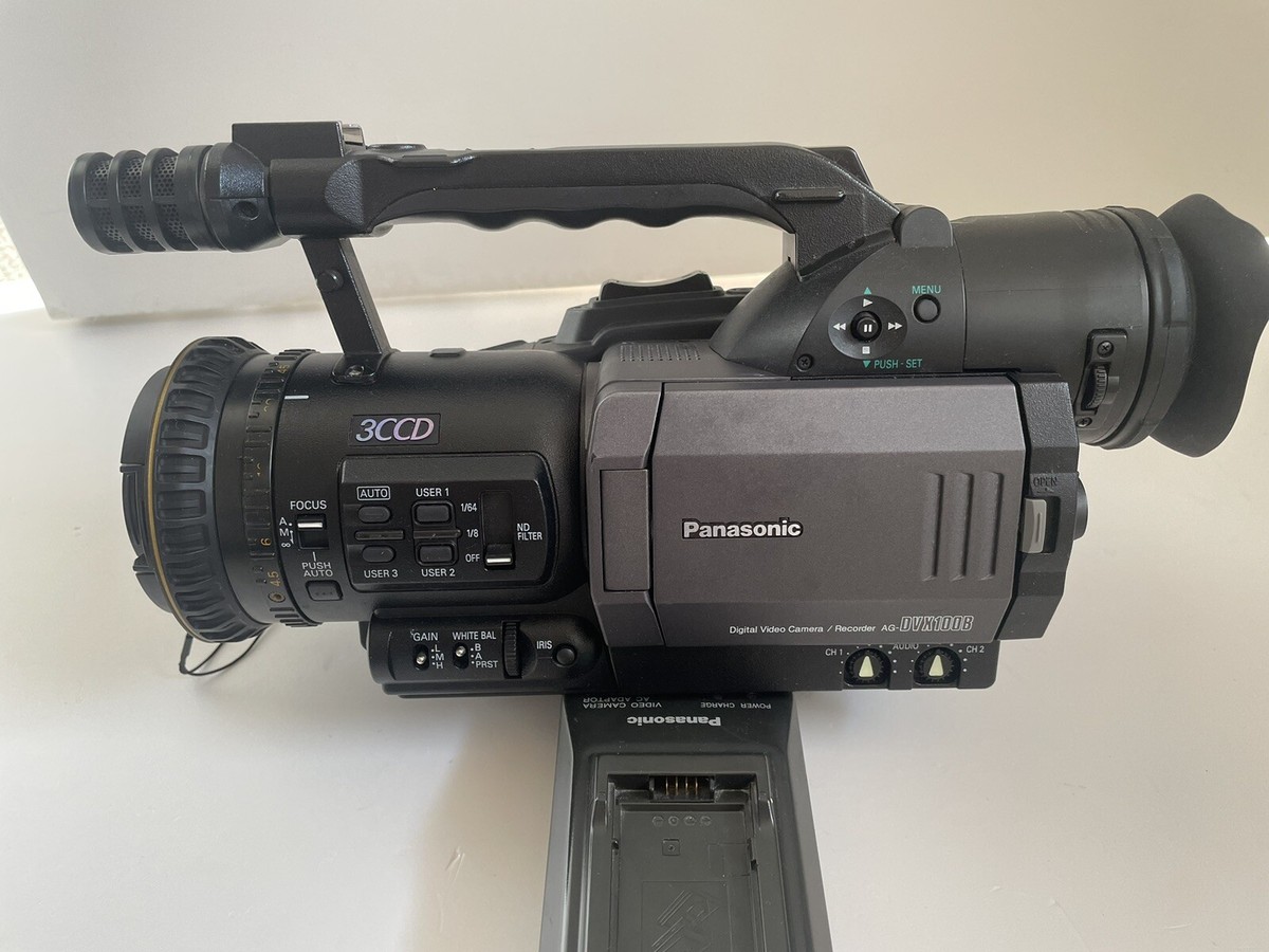 Panasonic MiniDVビデオカメラ【AG-DVX100B】 【公式通販】