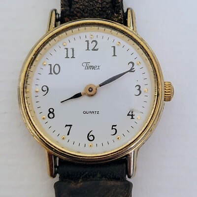 Timex Women's Analog Dial Watch White Dial - Water Resistant - New Battery
