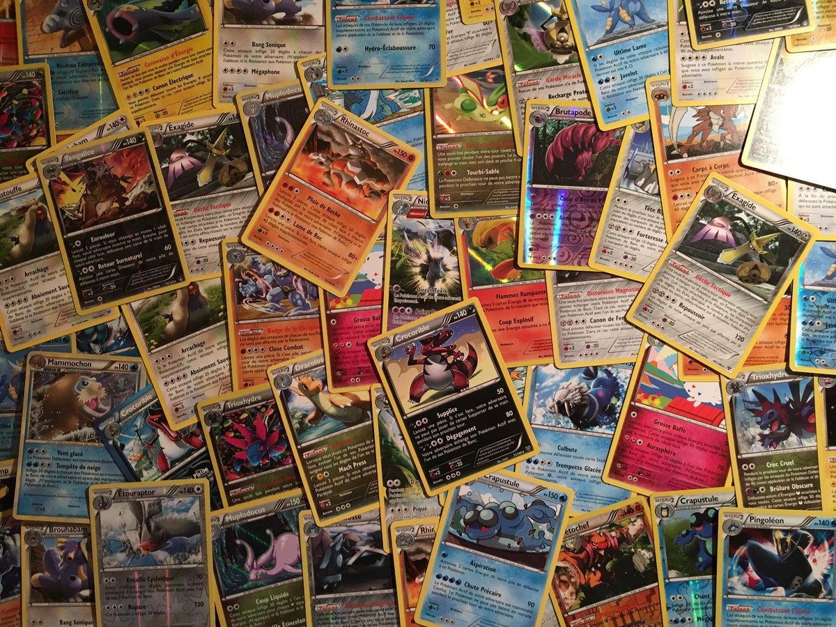LOT DE 20 Cartes Pokémon Communes Neuves Officielles En Français Sans Doubles VF EUR 8,99