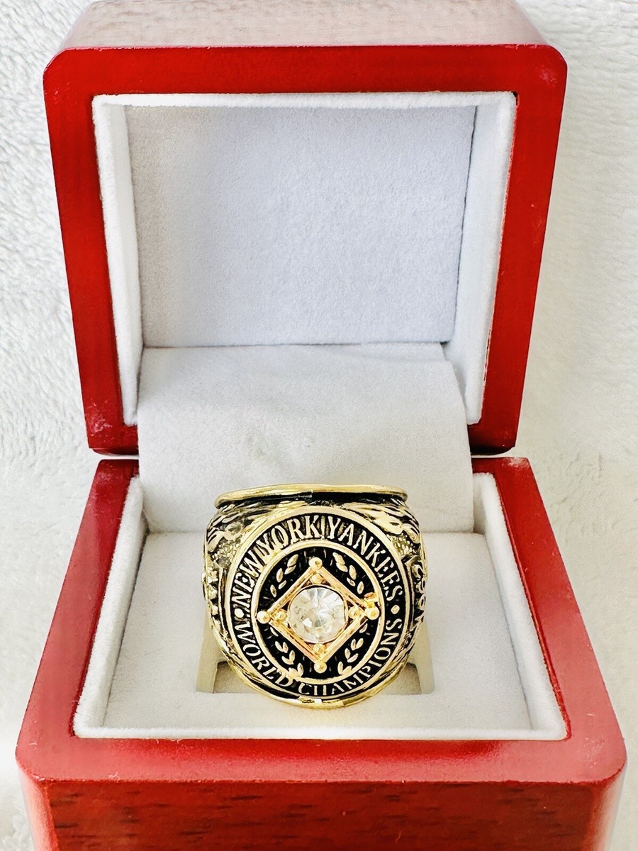 1962 NEW YORK Yankees World Series Champion Ring W Box