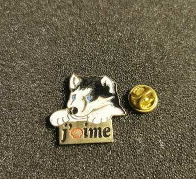 Pin's Shell Benzin Öl Auto Oil Pumpe Station Hund - Pin Badge L2