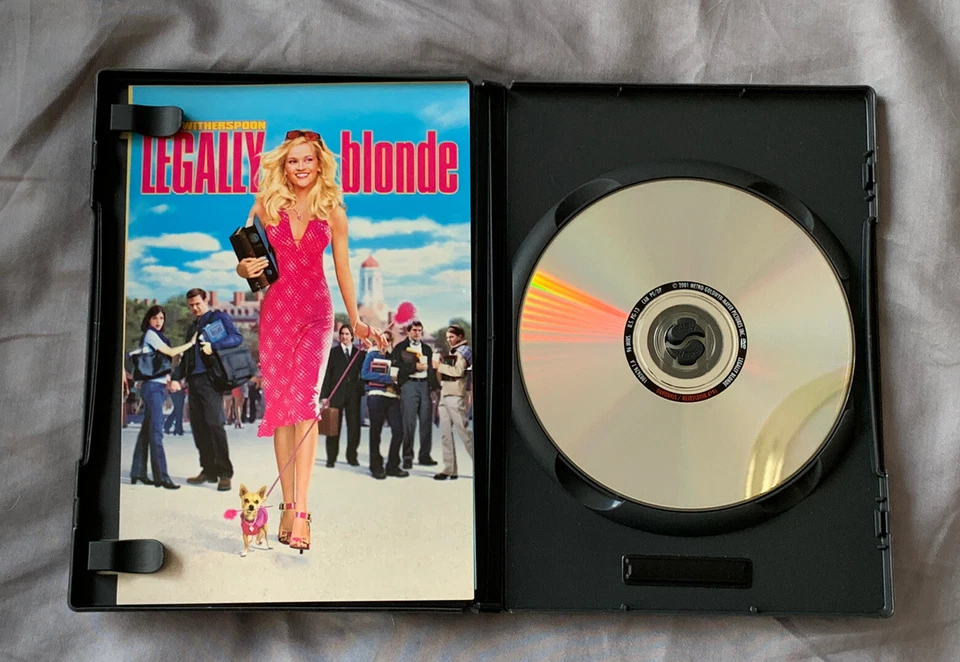 Legally Blonde - DVD - Reese Witherspoon Widescreen Special Edition - Image 3 of 3