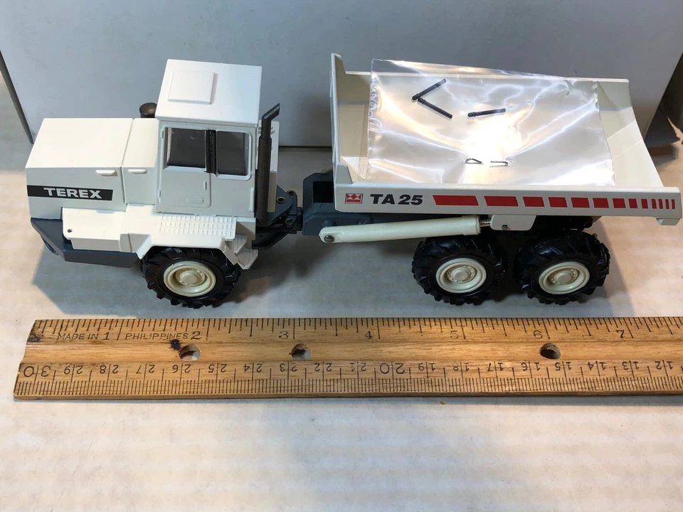 CONRAD TEREX TA 25 ARTICULATED DUMP TRUCK WHITE #2762 MADE IN GERMANY 1:50 1989 - Image 3 of 4