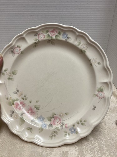 Set of 4 Vintage Pfaltzgraff Tea Rose Salad Dessert Plates 7.25 Made in USA - Picture 18 of 22