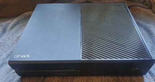 Microsoft Xbox One - Original 1540 IL 500 Go noire console de salon testée uniquement - Photo 1 sur 15