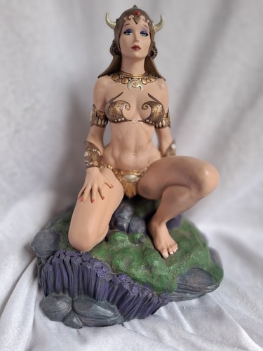 Frank Frazetta Princess Figurine Clayburn Moore - Picture 3 of 16