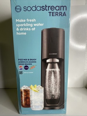 Sodastream - Terra Soda Streaming Machine Used VERY NICE W/ Bottle & CO2