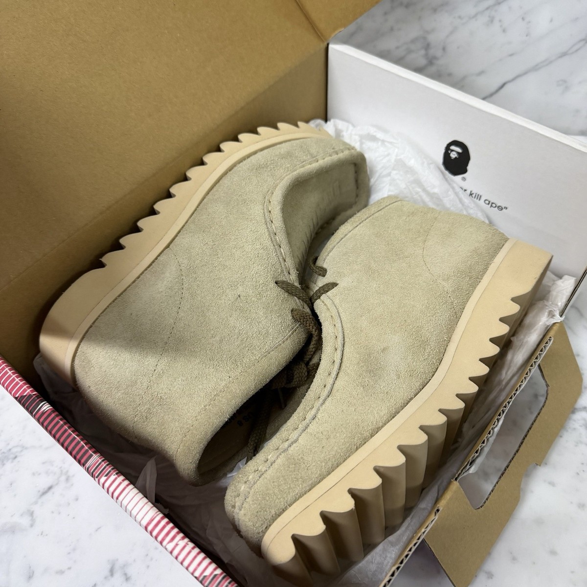 Size 8 - A Bathing Ape Bape Manhunt Beige View 5