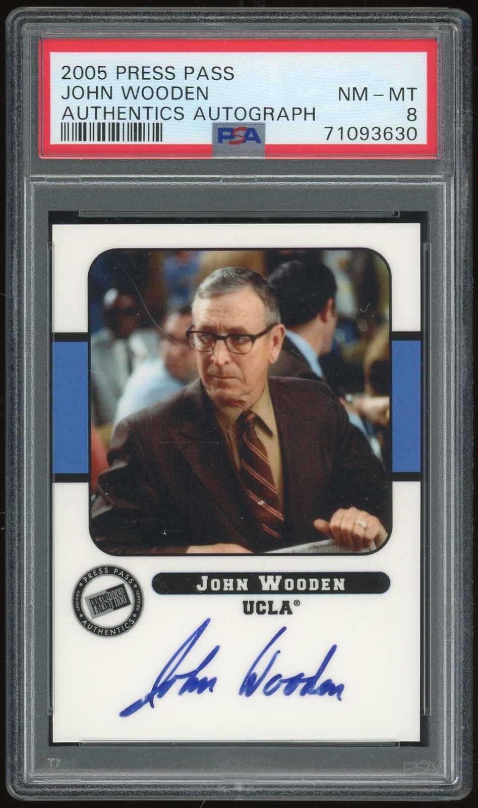 2005/06 Press Pass Authentics Autograph John Wooden PSA 8 *3630