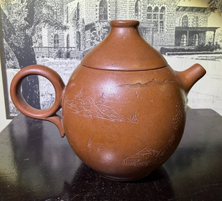 Wonderful Vintage Chinese HK Export Zisha Clay Tea Pot