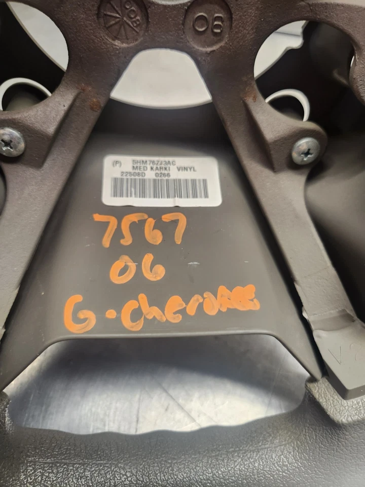 Conjunto de volante Jeep Grand Cherokee 2005-2007 vinilo caqui 5HM76ZJ3AC OEM Foto 4 de 4