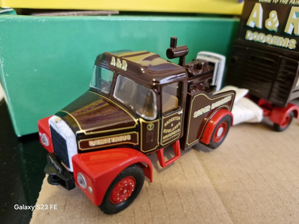 Corgi Showmans Scammell Highwayman Generator Dodgems Trailer Set 15901 Ltd Ed - Image 3 of 4