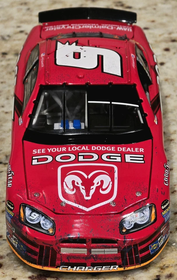 2005 #9 Kasey Kahne Dodge Dealer's Charger Richmond Race Win 1:24 Diecast Action - Image 4 of 4