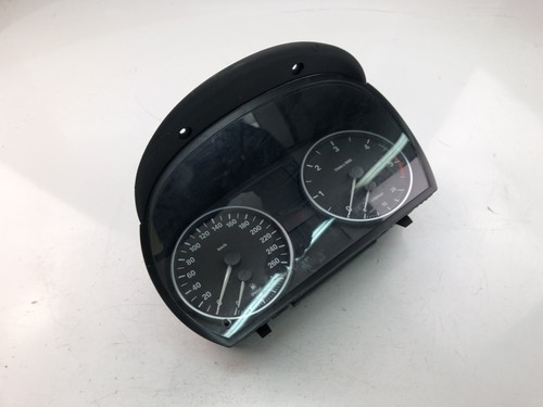 BMW 3 E90 Kombiinstrument 9141487 18175626