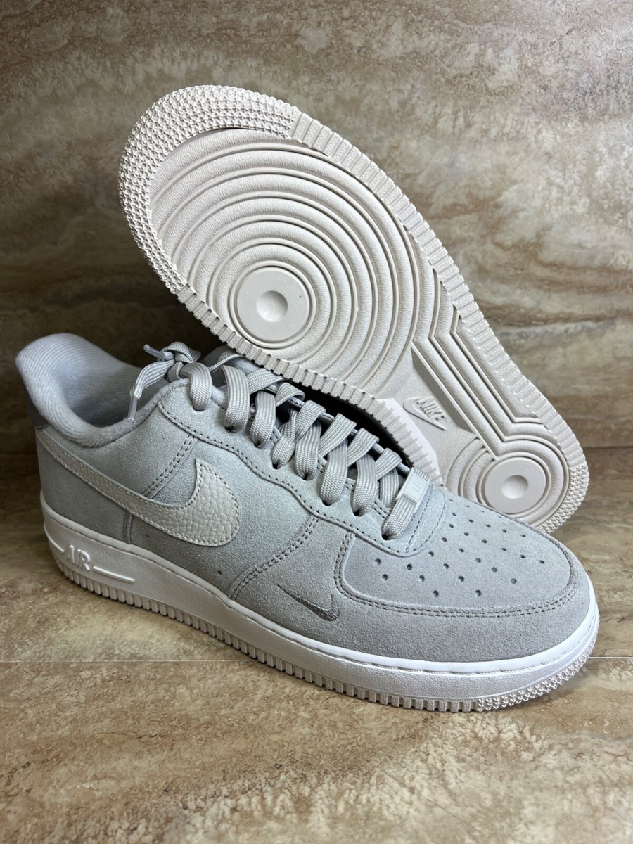 Nike Air Force 1 Low '07 Womens Size 10 Shoes Light Iron Ore