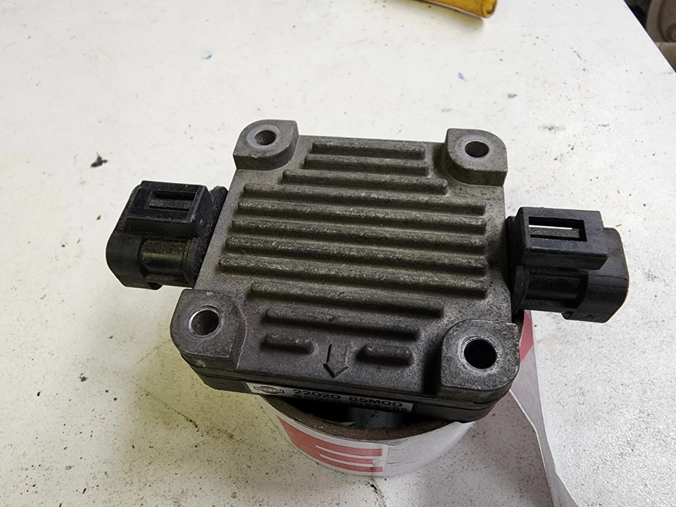 Módulo de control de encendido Nissan 200SX S13 2202085M00 Foto 2 de 4