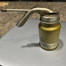 Vintage HOLLYWOOD ACCESSORIES 5 OZ Pump Oiler Advertisement