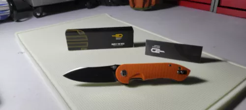 BESTECH Knife Torpedo Tactical Flipper Liner Lock G10 Handles D2 Tool Steel