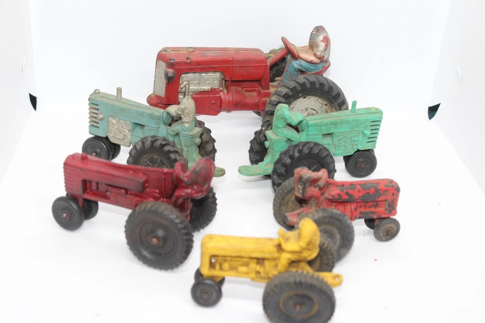 SIX VINTAGE AUBURN RUBBER FARM TRACTORS with DRIVERS - Image 2 of 4