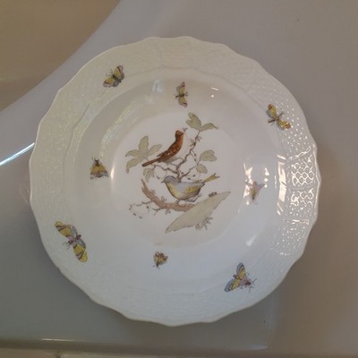 HEREND Hungary Rothschild Bird Hand Painted Porcelain Plate 8.2'' x 1''tall
