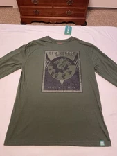 CCM Hockey Adult/Senior Nostalgia Poster LS T-Shirt -Poison Ivy T6822