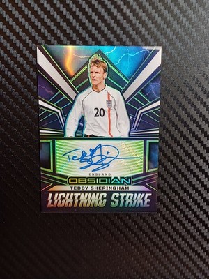 Teddy Sheringham Auto Low Numbered 4/5 Obsidian Lightning Strike England, Man Utd