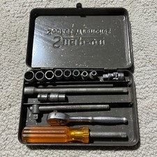 SNAP-ON TOOLS VINTAGE 15 PIECE 1/4" DRIVE GENERAL SERVICE SET 1944 W/ METAL BOX