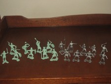 Marx Vintage 54mm Lot 9 Light Green Vikings and 9 Silver Knight Figures