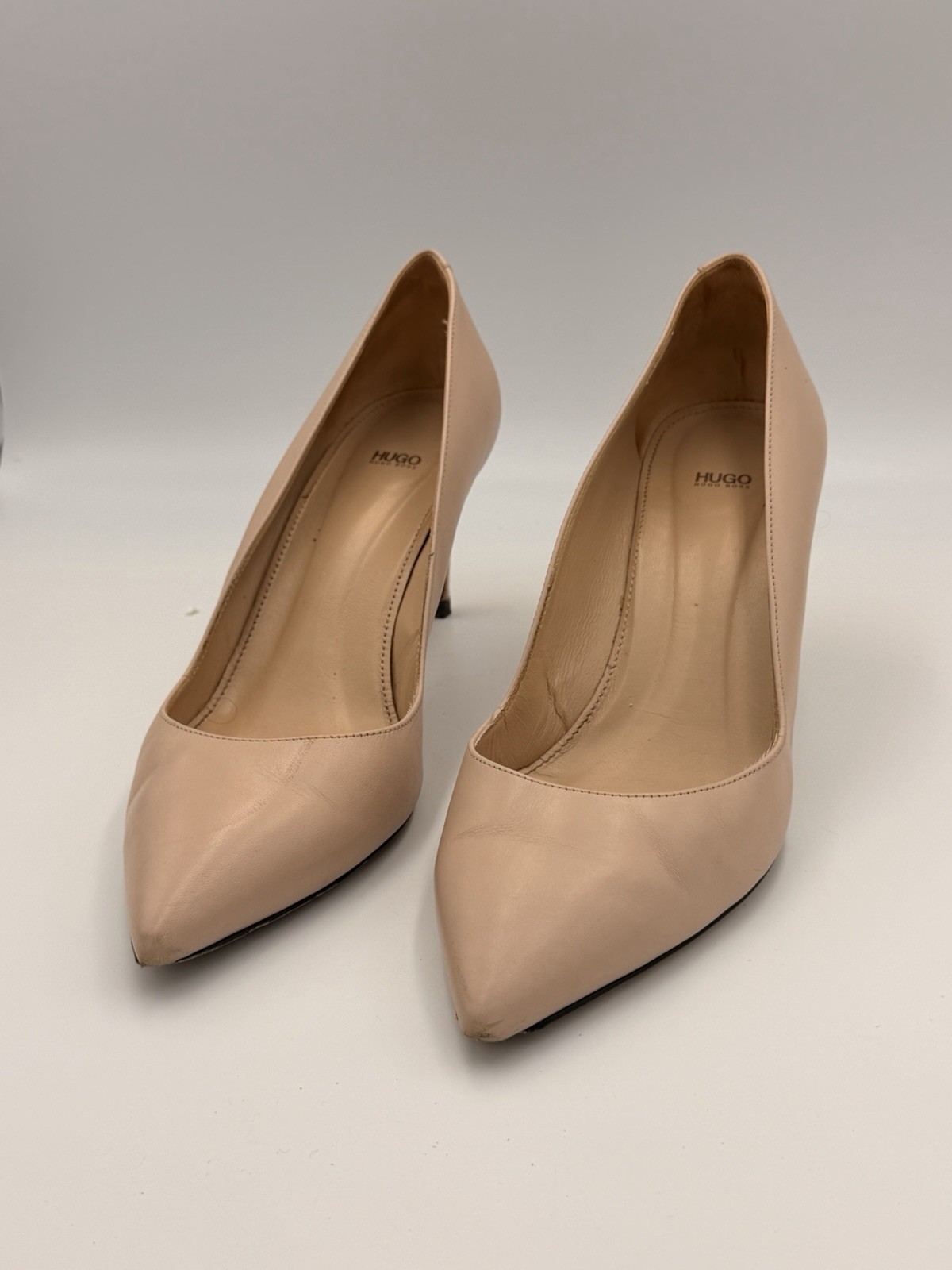 HUGO BOSS Nude Leather Pointed Toe Pumps Heels Shoes Womens EU 39 US 8.5